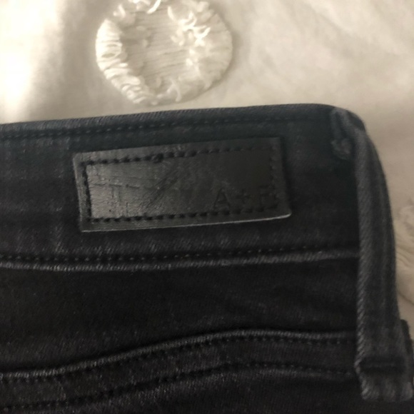 SOLD!!! Abercrombie and Fitch skinny jeans - Picture 8 of 8
